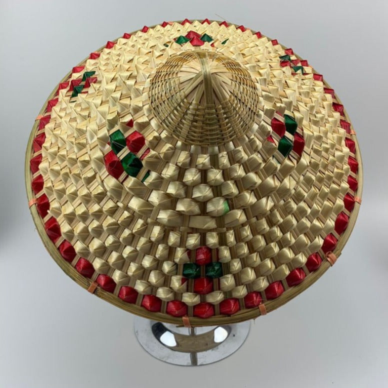 Chapeau asiatique antique / chapeau chinois. Chapeau en bambou tissé.  Chapeau colonial / décor Hacienda -  Canada