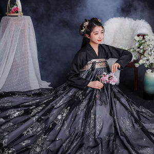 Hanfu Noir pour toutes les morphologies