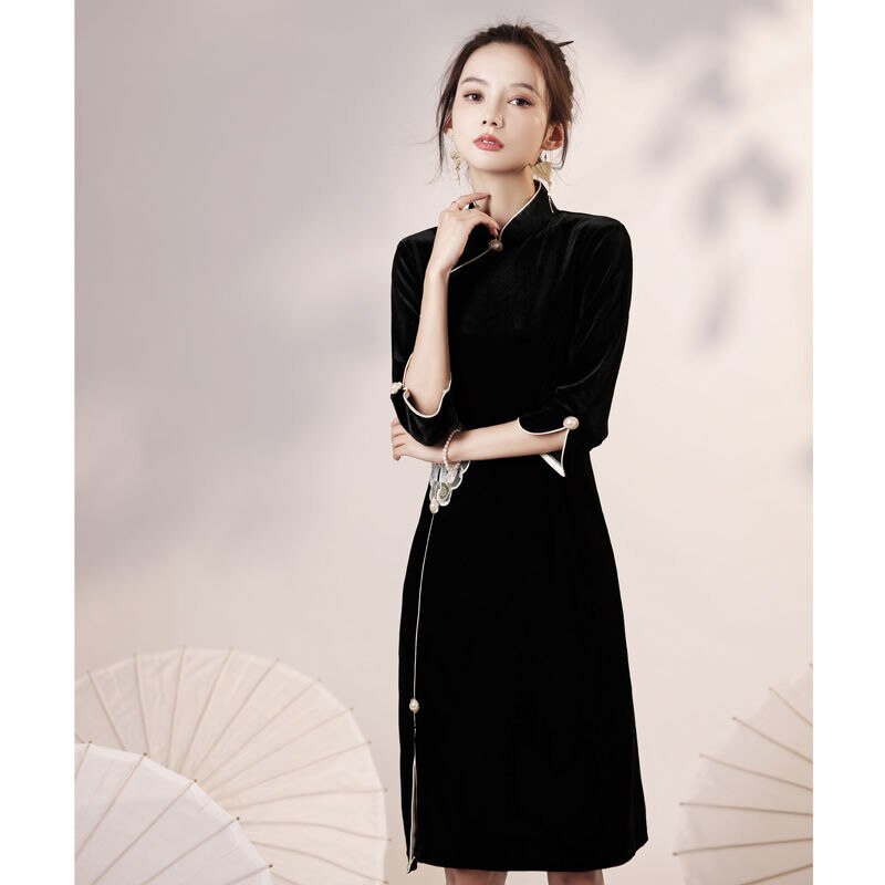 Robe Chinoise Soie Noire Pièce De Mode Orientale